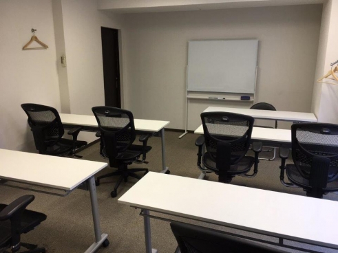 ワーカーズ倶楽部 神田本館