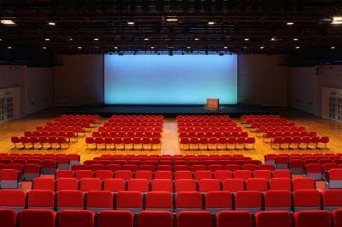 ニューピアホール