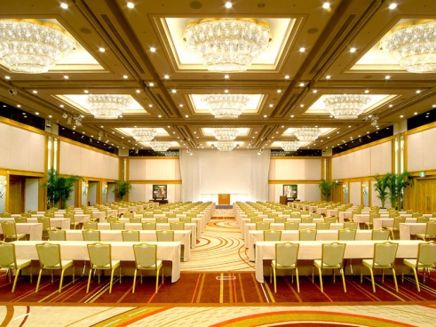 横浜ロイヤルパークホテル