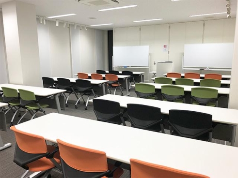 加瀬の貸し会議室　馬車道前