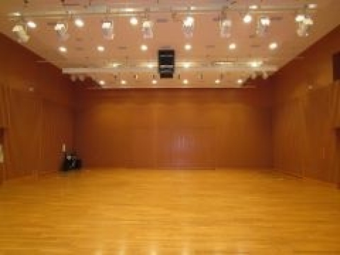 鎌ケ谷市東部学習センター