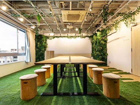 森の会議室　MARUNOUCHI　CAMP