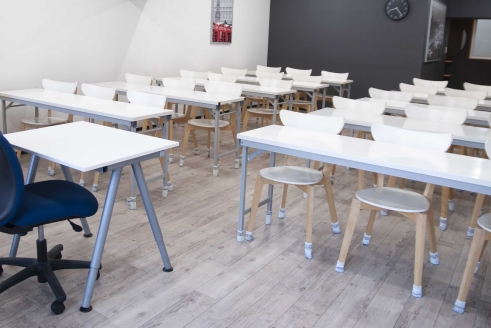 日映文化ホール