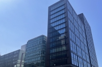 TKPガーデンシティPREMIUM天神ブリッククロス